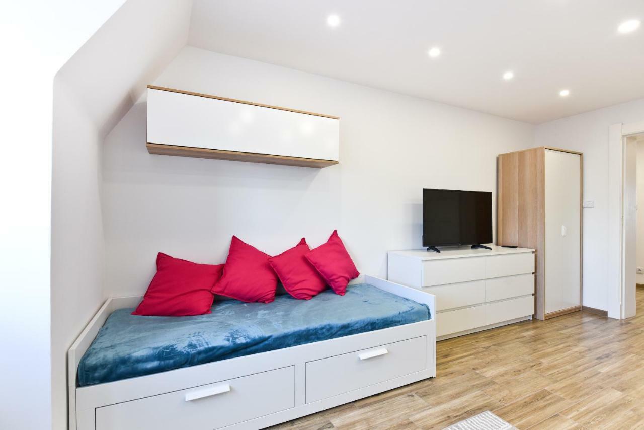Apartament Centrum Z Miejscem Parkingowym Torun Luaran gambar