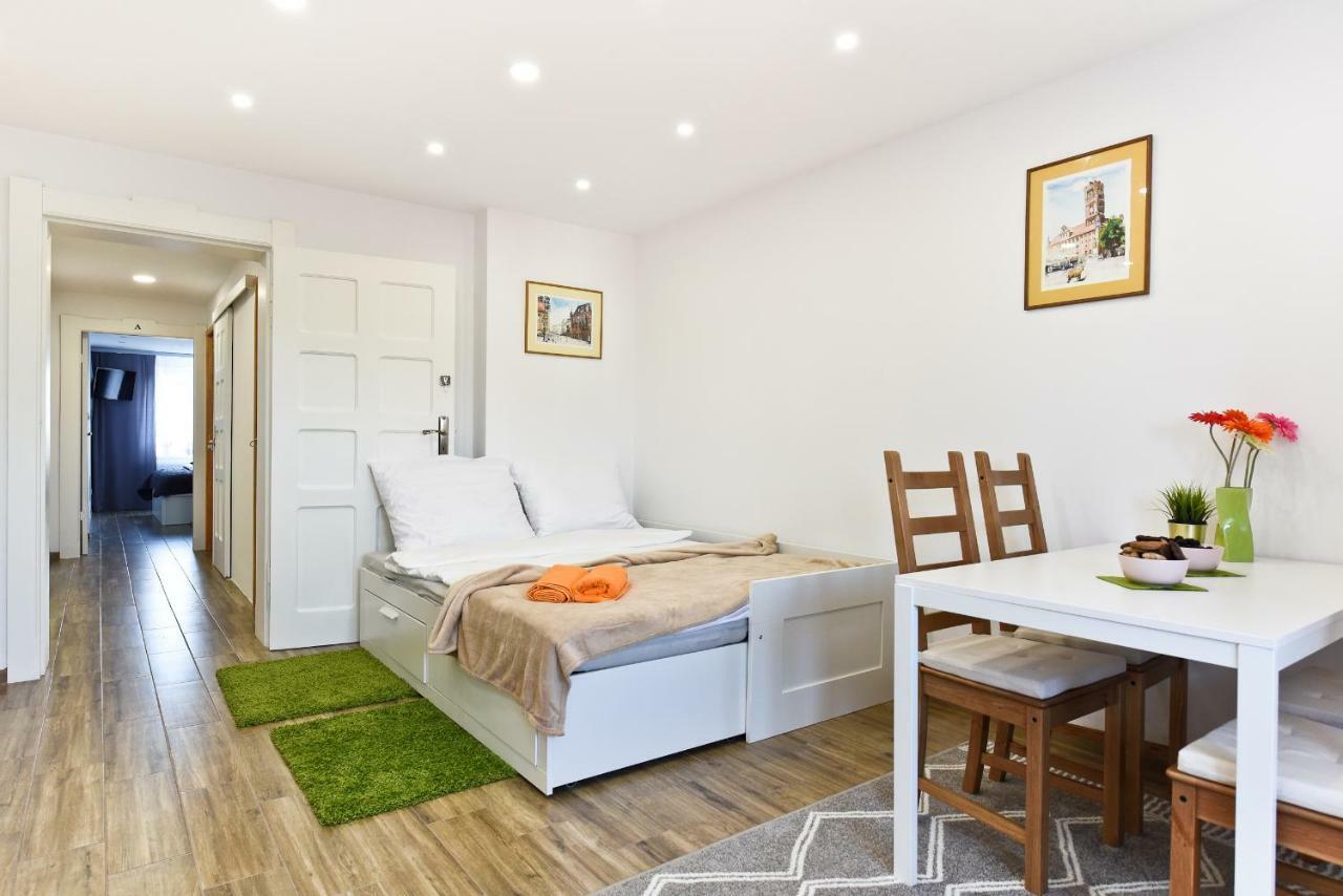 Apartament Centrum Z Miejscem Parkingowym Torun Luaran gambar